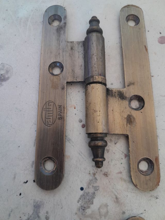 Bisagras bronce antiguas