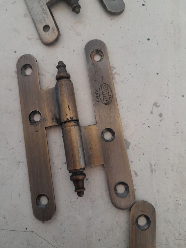 Bisagras bronce antiguas
