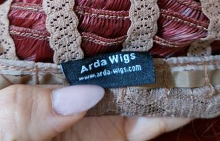 Peluca roja ArdaWigs