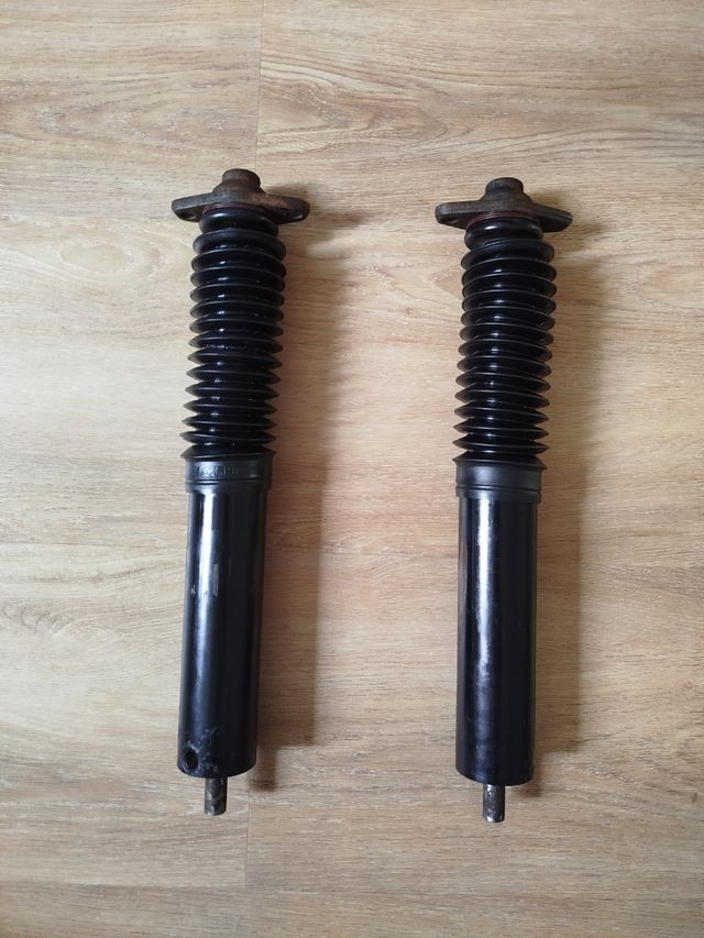 Amortiguadores Mercedes W123 familiar Sachs 102805