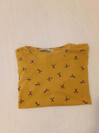 Camiseta MANGO XL amarilla. Tres camisetas a 12€