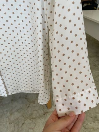 Camisa de lunares 