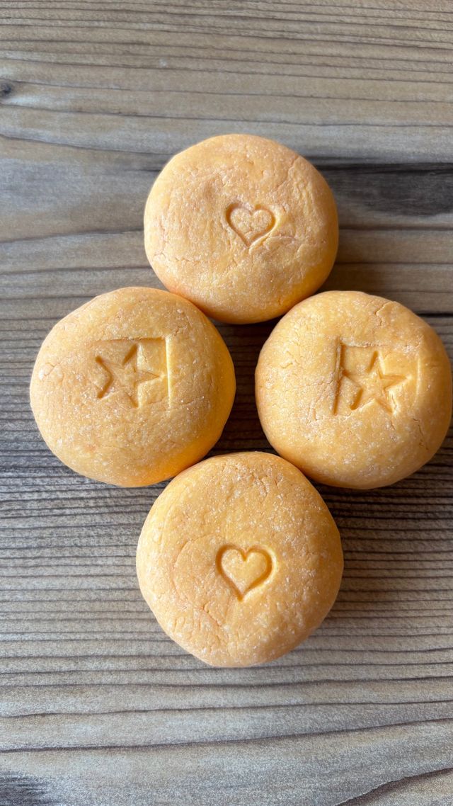 Champú sólido cabello graso.