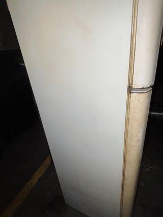 Nevera Indesit usada