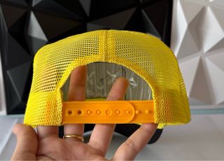 Gorra Glitch Negra y Amarilla