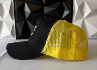 Gorra Glitch Negra y Amarilla