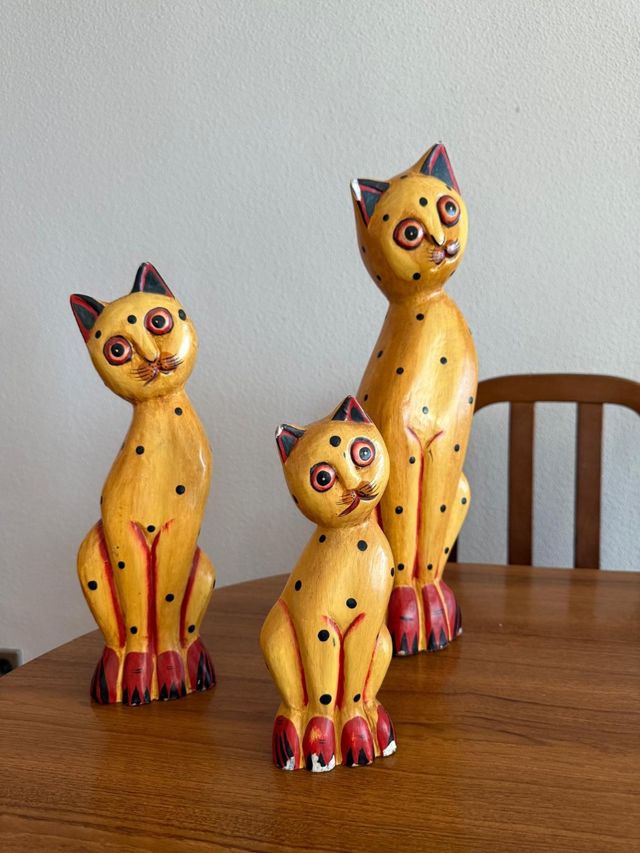 3 Gatos madera pintados a mano