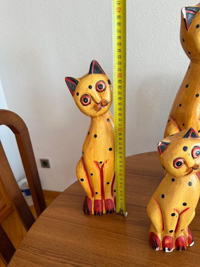 3 Gatos madera pintados a mano