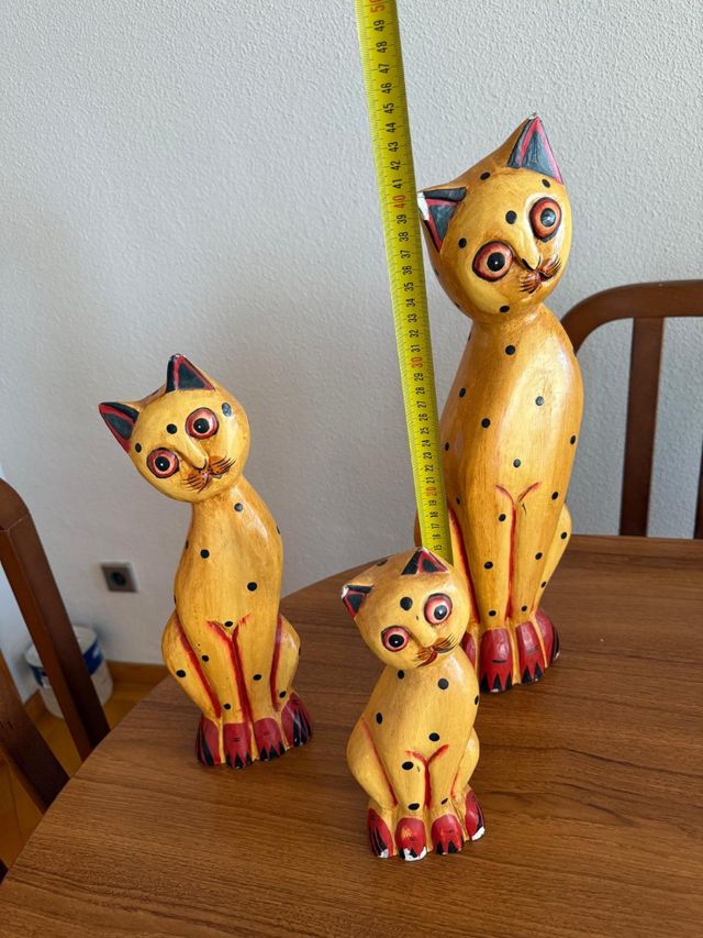 3 Gatos madera pintados a mano