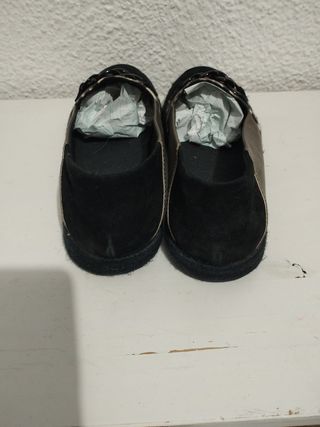 Zapatillas GEOX negras y doradas
