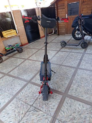 Patinete eléctrico todoterreno