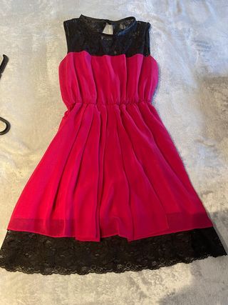Vestido negro y rosa