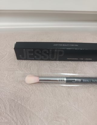 Pincel de sombra de ojos de la marca Jessup