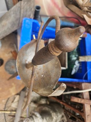 Espada antigua de entrenamiento