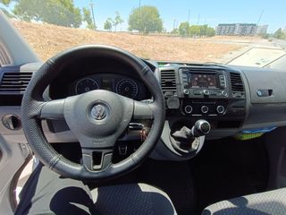 Volkswagen Transporter T5 2011