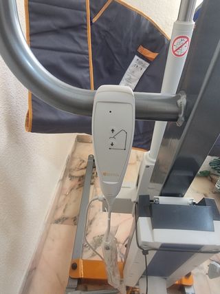 Grúa Sunlift 130E para pacientes