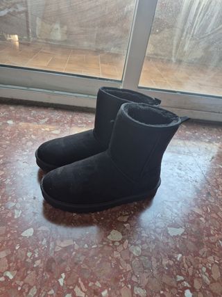 Botas UGG negras - talla 41