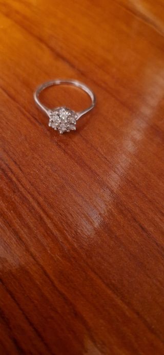 Anillo brillantes oro blanco 