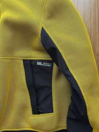 Chaqueta Tucano Urbano Flow Motiov amarilla