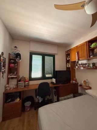 Muebles dormitorio madera maciza( provenzal)