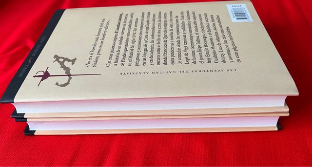 2 Libros Pérez Reverte - Capitán Alatriste