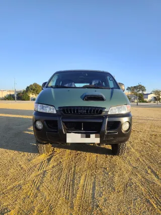 Hyundai H-1 2002