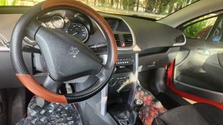 Peugeot 207 2007