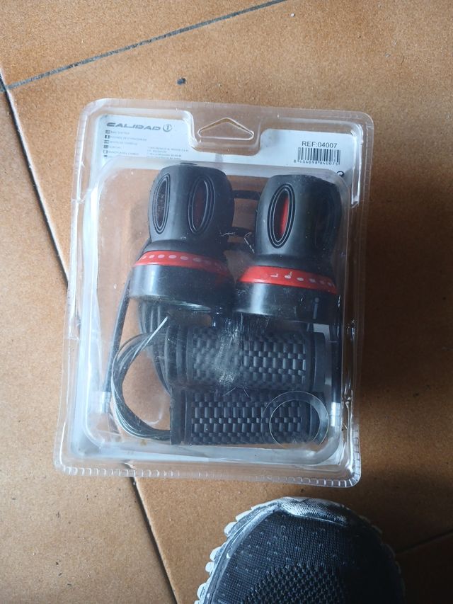 Puños cambio bici CALIPAD