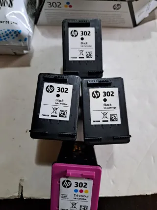 4 Cartuchos Impresora HP 302 Vacíos y Usados