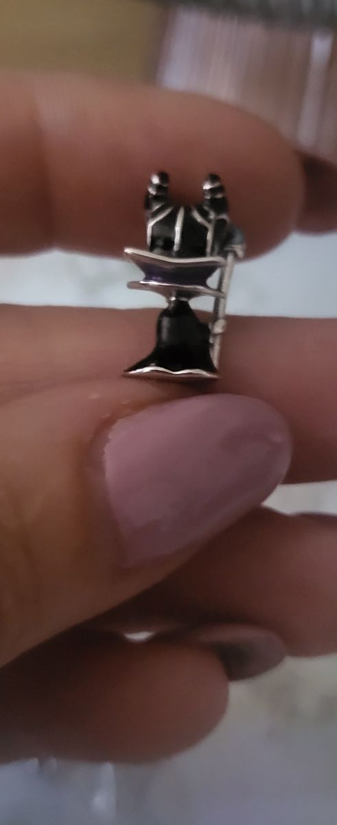 Charm Maléfica plata ,el bastón brilla en la oscur