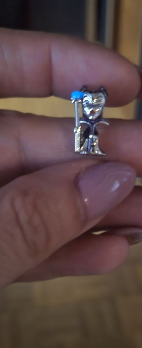 Charm Maléfica plata ,el bastón brilla en la oscur