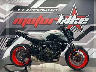 Yamaha MT-07 Gris Fluor - Moto