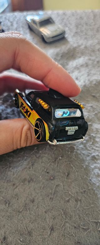 Hot Wheels Taxi Londinese