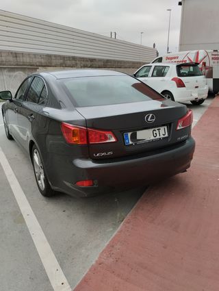 Lexus IS 220d - 2010 Despiece