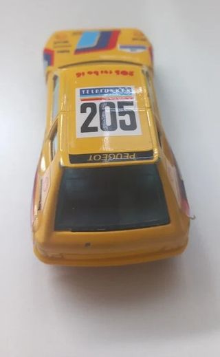 Bburago - Peugeot 205 Turbo 16 Rally 1:43