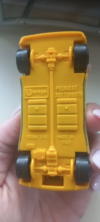 Bburago - Peugeot 205 Turbo 16 Rally 1:43