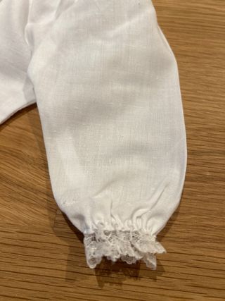 Bata, camisón y toquilla para Nancy Famosa