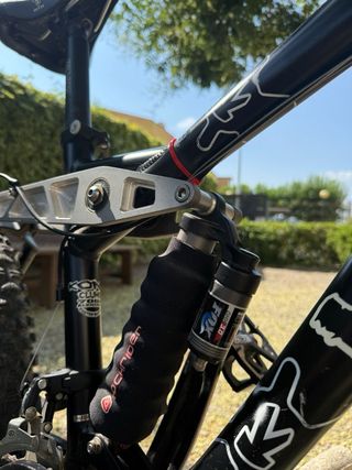 Bicicleta Kona - MTB descenso