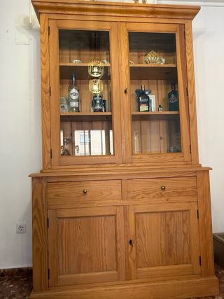 Conjunto de salón comedor en madera maciza calidad