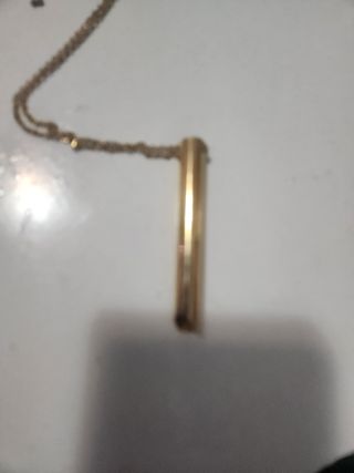 Collar antiestrés dorado