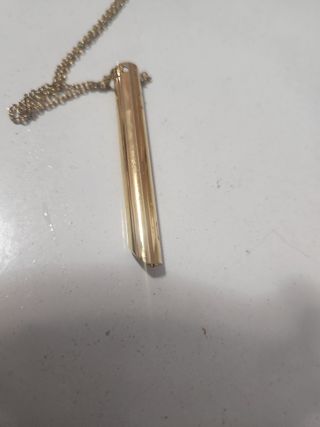 Collar antiestrés dorado