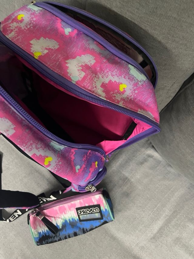 Set scolastico: zaino e astuccio Seven