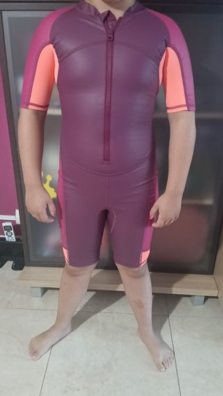 Bañador neopreno niña NUEVO A ESTRENAR 7-9/10 años