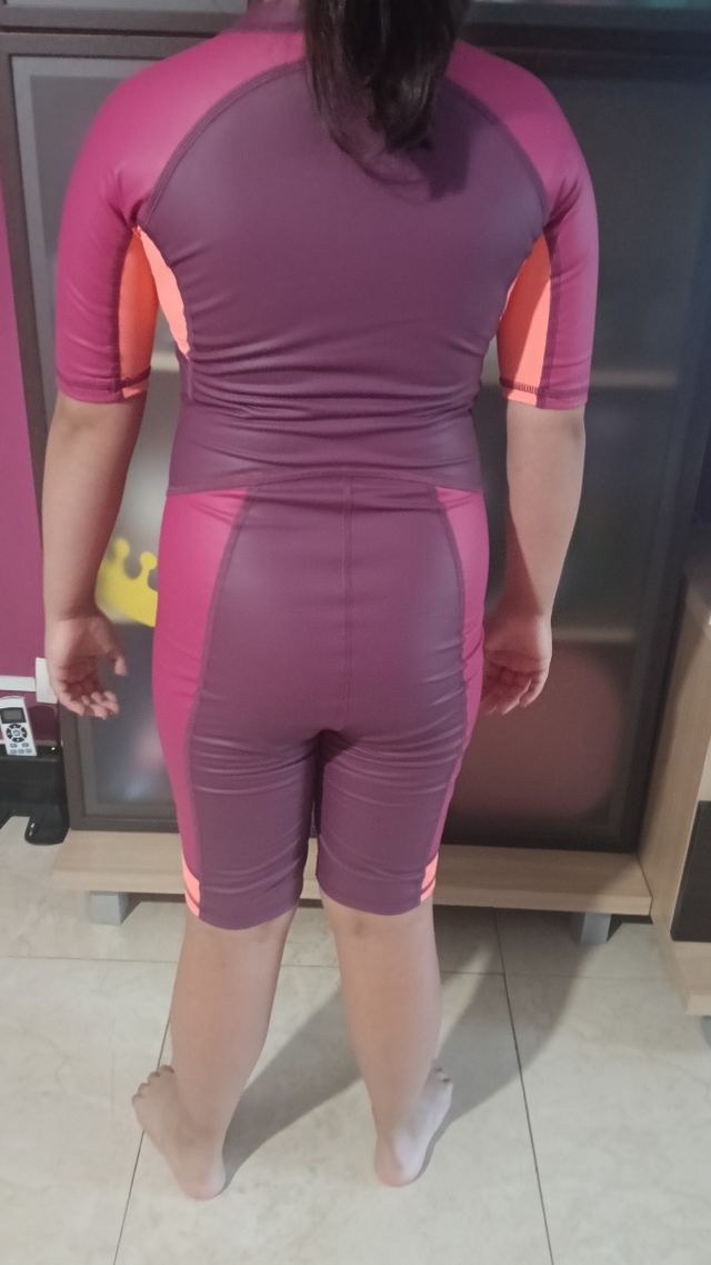 Bañador neopreno niña NUEVO A ESTRENAR 7-9/10 años