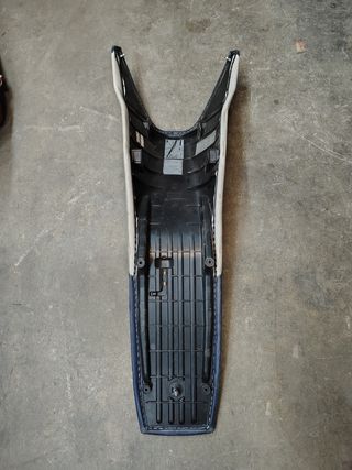 Asiento Husqvarna 701 - Moto