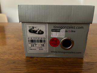 Sandalias Tino González negras y plateadas