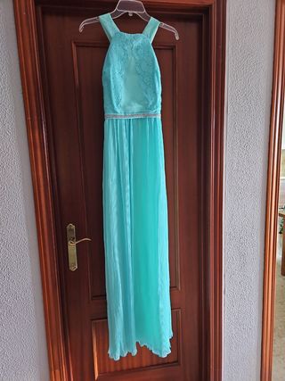 Vestido largo turquesa fiesta.
Impecable.