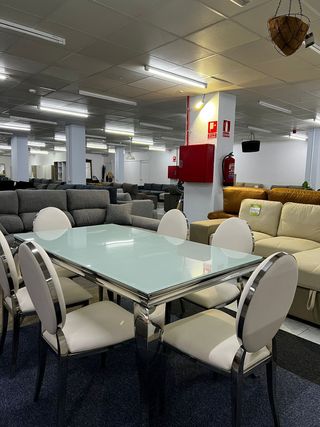 MESA EXCLUSIVA BLANCA + 6 SILLAS NUEVA