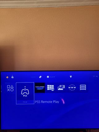 PS4 Slim+2 mandos+Juego Nueva