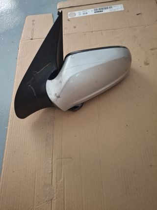 Retrovisor Opel Zafira blanco